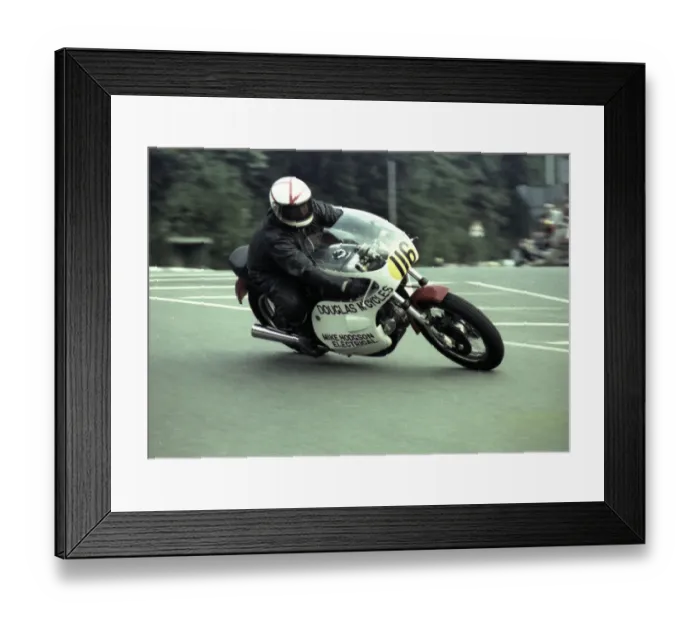 Framed Print : Bill Snelling (Ducati) 1980 Senior Manx Grand Prix Framed Print : Bill Snelling (Ducati) 1980 Senior Manx Grand Prix