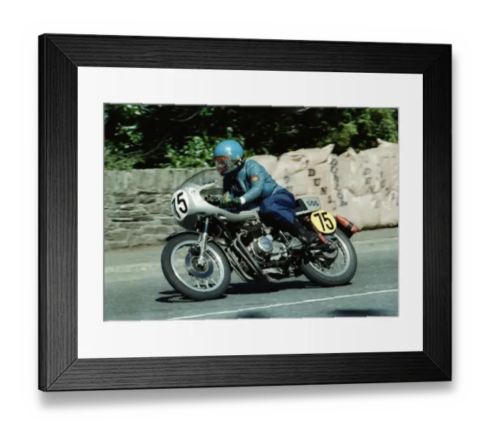 Framed Print : Dave Roberts (Honda) 1978 Senior Manx Grand Prix Framed Print : Dave Roberts (Honda) 1978 Senior Manx Grand Prix