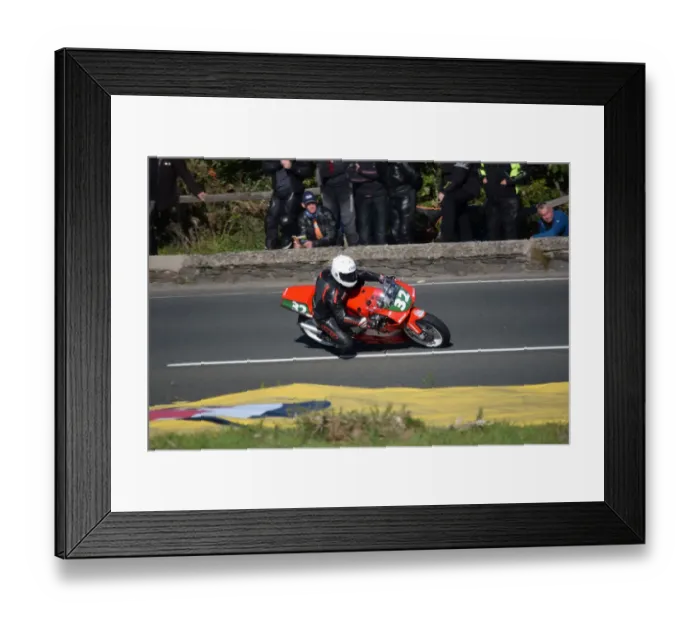 Framed Print : Steven Howard (Yamaha) 2018 Lightweight Classic TT Framed Print : Steven Howard (Yamaha) 2018 Lightweight Classic TT