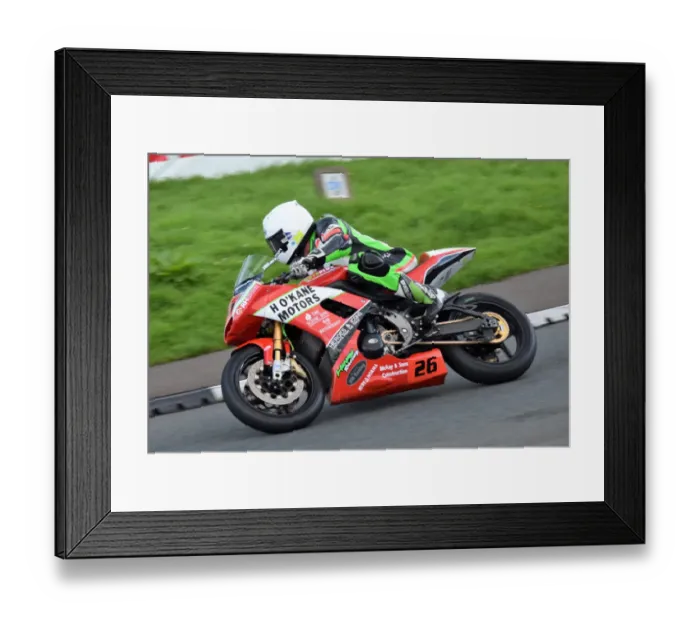 Framed Print : Tommy Henry (Kawasaki) 2018 Lightweight Manx Grand Prix Framed Print : Tommy Henry (Kawasaki) 2018 Lightweight Manx Grand Prix