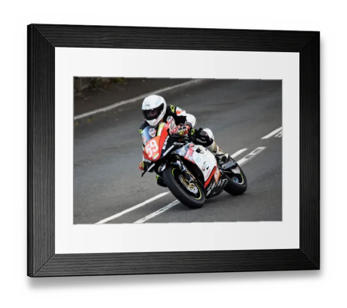 Framed Print : Daryl Tweed (Kawasaki) 2018 Ultra Lightweight Manx Grand Prix Framed Print : Daryl Tweed (Kawasaki) 2018 Ultra Lightweight Manx Grand Prix