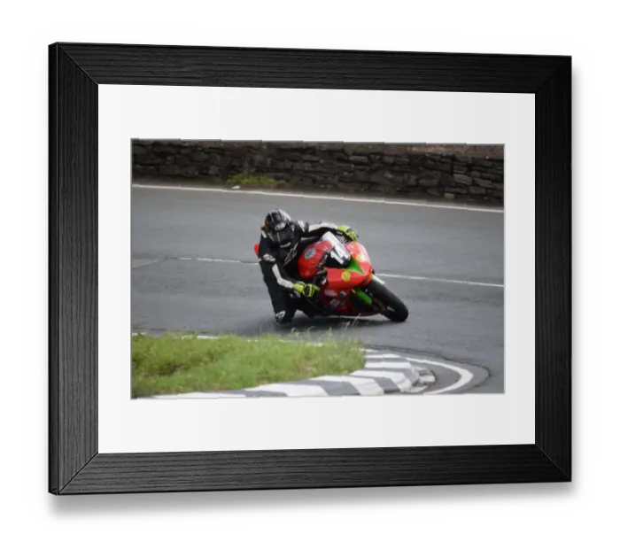 Framed Print : Dave Butler (Kawasaki) 2018 Junior Manx Grand Prix Framed Print : Dave Butler (Kawasaki) 2018 Junior Manx Grand Prix
