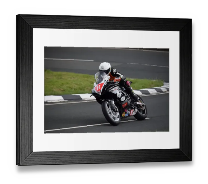 Framed Print : Daniel Capper (Suzuki) 2018 Newcomers Manx Grand Prix Framed Print : Daniel Capper (Suzuki) 2018 Newcomers Manx Grand Prix