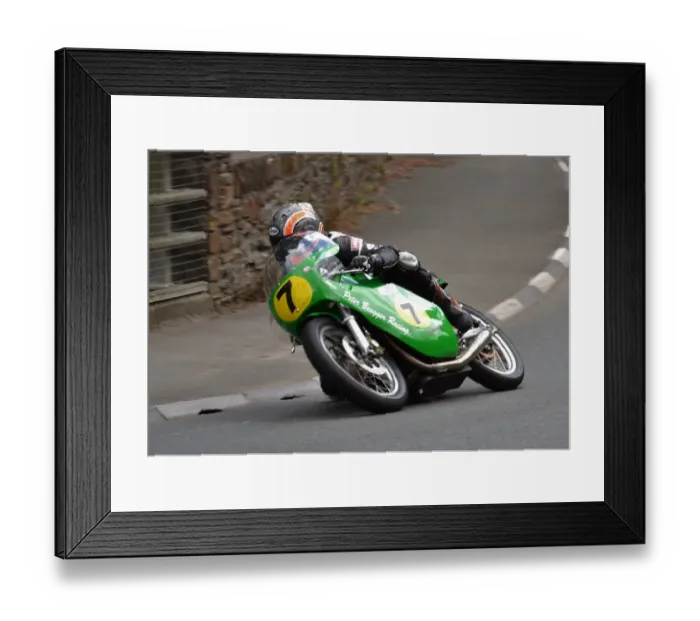Framed Print : Maria Costello (Paton) 2017 Senior Classic TT Framed Print : Maria Costello (Paton) 2017 Senior Classic TT