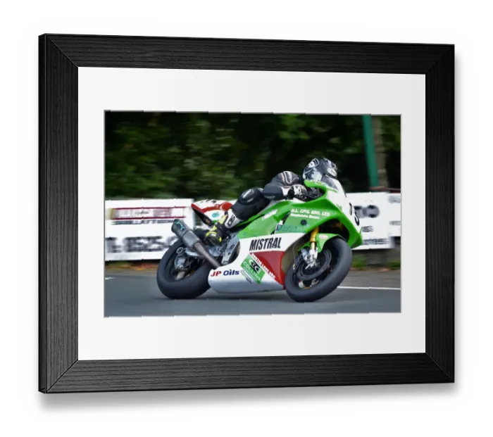 Framed Print : Jamie Coward (Kawasaki) 2017 Superbike Classic TT Framed Print : Jamie Coward (Kawasaki) 2017 Superbike Classic TT