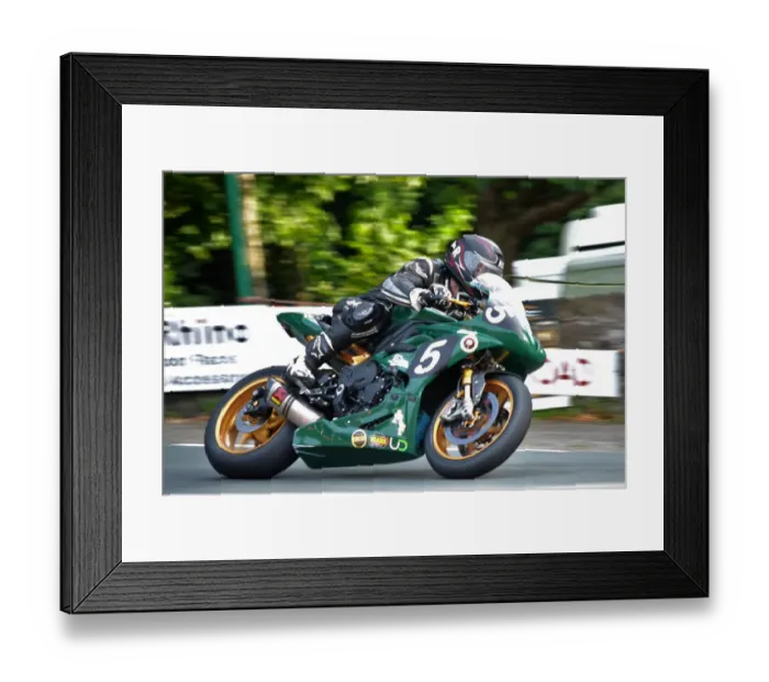 Framed Print : Royce Rowe (Triumph) 2017 Junior Manx Grand Prix