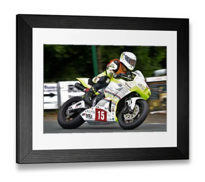 Framed Print : Francesco Curinga (Honda) 2017 Newcomers Manx Grand Prix Framed Print : Francesco Curinga (Honda) 2017 Newcomers Manx Grand Prix