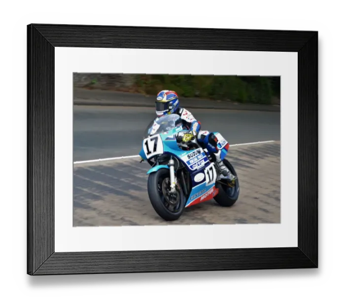 Framed Print : Danny Webb (Suzuki) 2017 Superbike Classic TT