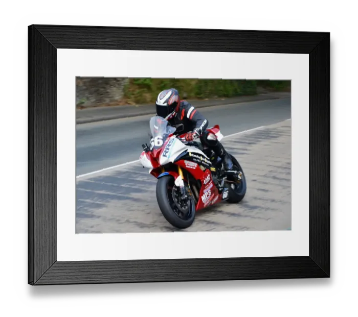 Framed Print : Callum Ward (Yamaha) 2017 Junior Manx Grand Prix Framed Print : Callum Ward (Yamaha) 2017 Junior Manx Grand Prix