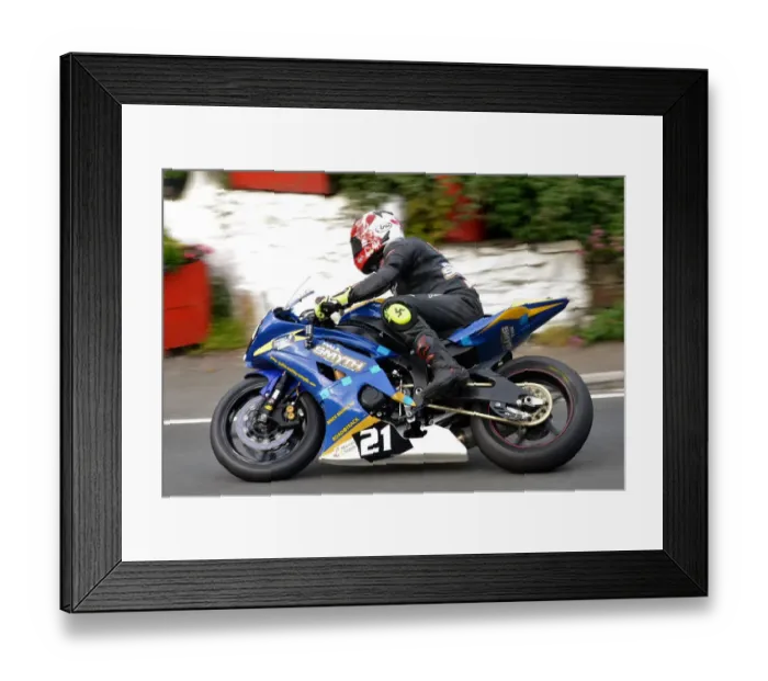 Framed Print : Brendan Fargher (Yamaha) 2017 Junior Manx Grand Prix Framed Print : Brendan Fargher (Yamaha) 2017 Junior Manx Grand Prix