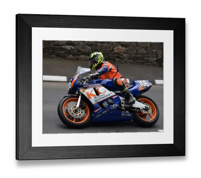Framed Print : Steven Moody (Honda) 2018 Southern 100 Framed Print : Steven Moody (Honda) 2018 Southern 100