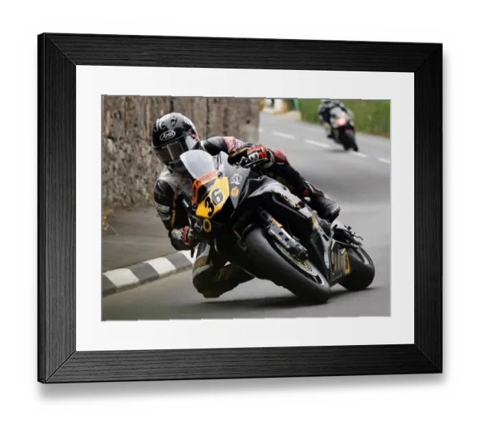 Framed Print : Jamie Coward (Yamaha) 2018 Southern 100 Framed Print : Jamie Coward (Yamaha) 2018 Southern 100