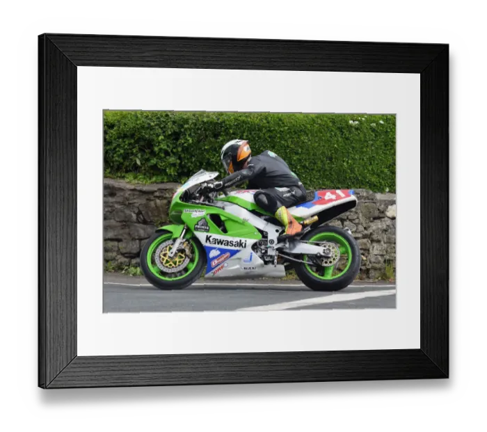 Framed Print : Ben Rea (Kawasaki) 2018 Pre TT Classic Framed Print : Ben Rea (Kawasaki) 2018 Pre TT Classic