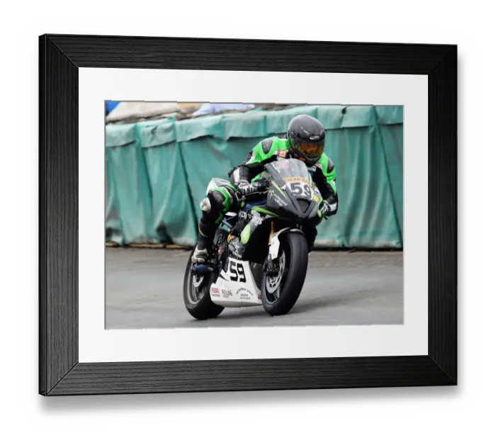 Framed Print : James Buchanan (Triumph) 2018 Southern 100 Framed Print : James Buchanan (Triumph) 2018 Southern 100