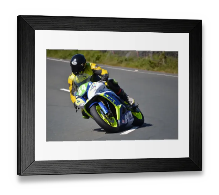 Framed Print : Paul Duckett (Kawasaki) 2015 Lightweight TT Framed Print : Paul Duckett (Kawasaki) 2015 Lightweight TT