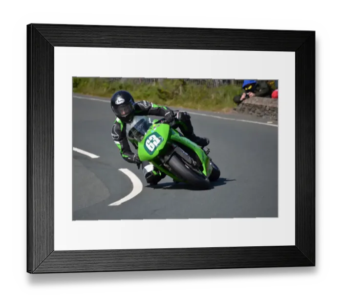 Framed Print : Jack Hunter (Kawasaki) 2015 Lightweight TT Framed Print : Jack Hunter (Kawasaki) 2015 Lightweight TT