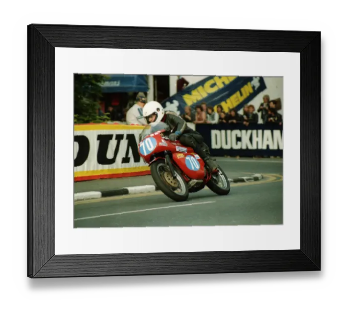 Framed Print : Anthony Ainslie (Ducati) 1984 Historic TT