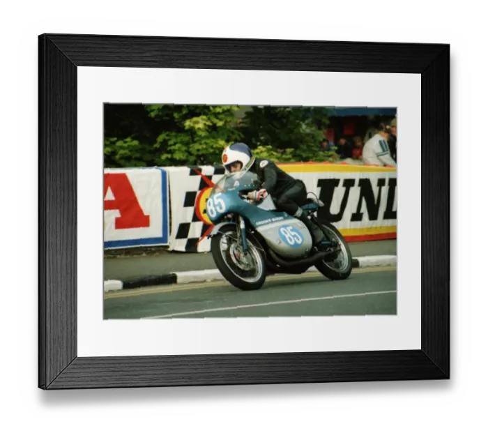 Framed Print : Eddie Crooks (Crooks Suzuki) 1984 Historic TT Framed Print : Eddie Crooks (Crooks Suzuki) 1984 Historic TT