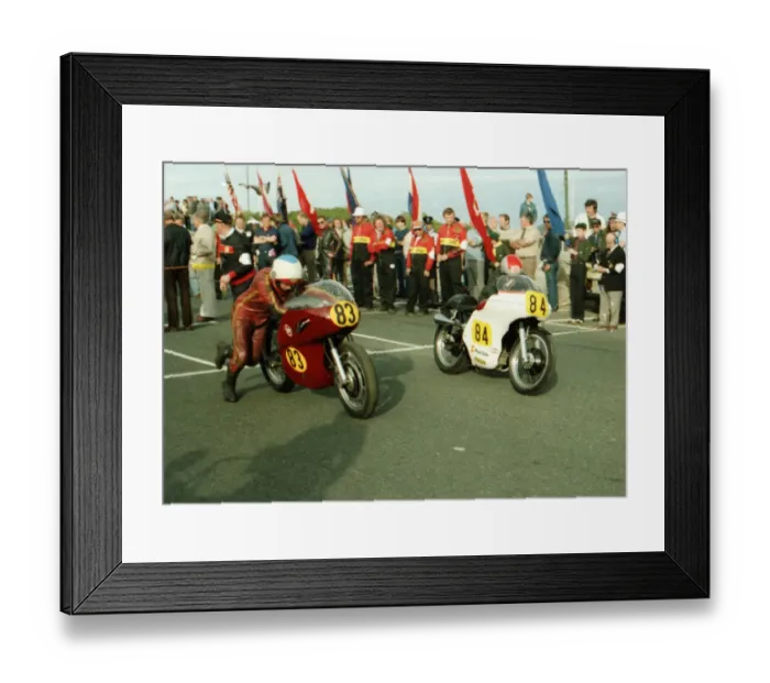 Framed Print : Dave Hughes (Arter Matchless) and Alan Dugdale (Matchless) 1984 Historic TT Framed Print : Dave Hughes (Arter Matchless) and Alan Dugdale (Matchless) 1984 Historic TT