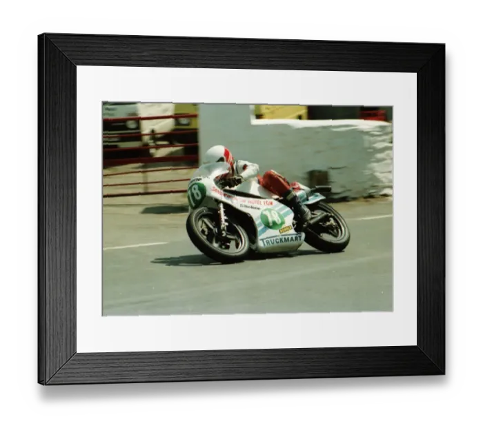 Framed Print : Kevin Mitchell (Armstrong) 1984 Junior TT Framed Print : Kevin Mitchell (Armstrong) 1984 Junior TT