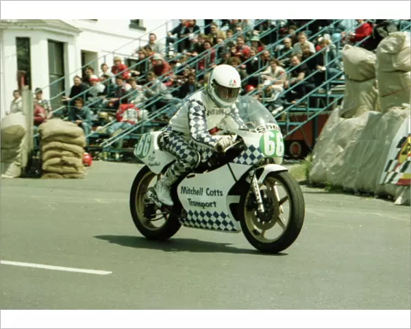 Hans Hart (Yamaha) 1984 Junior TT