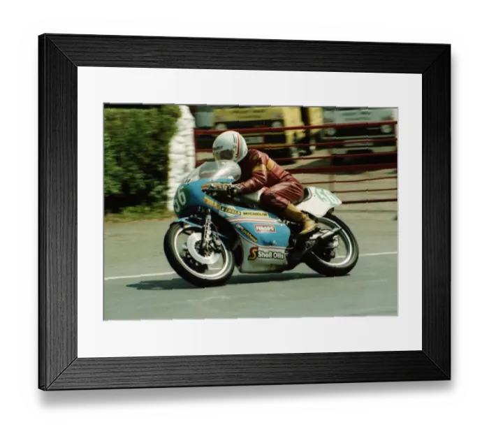 Framed Print : John Raybould (Yamaha) 1984 Junior TT Framed Print : John Raybould (Yamaha) 1984 Junior TT
