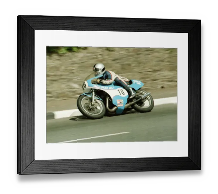 Framed Print : Dave Ashton (Suzuki) 1984 Formula One TT Framed Print : Dave Ashton (Suzuki) 1984 Formula One TT