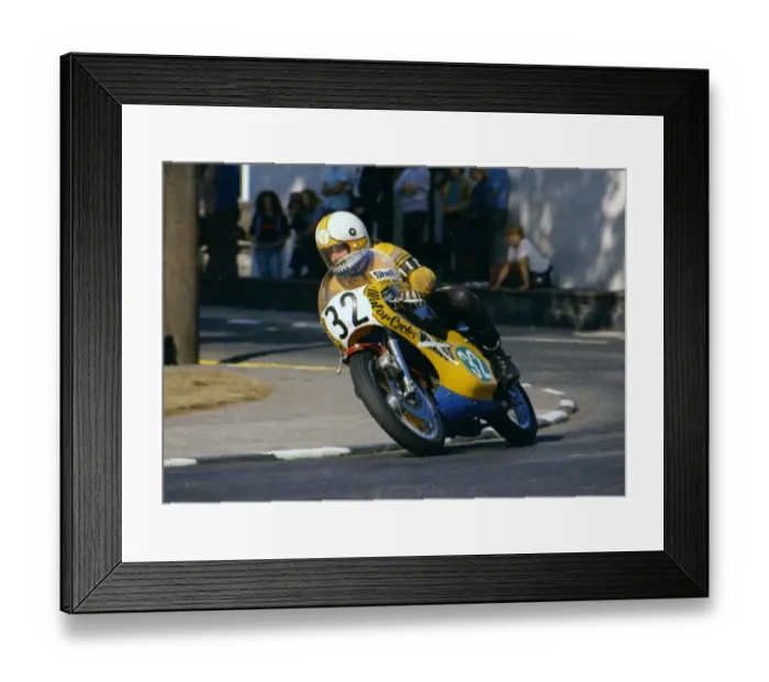 Framed Print : Steve Ward (Yamaha) 1975 Lightweight Manx Grand Prix Framed Print : Steve Ward (Yamaha) 1975 Lightweight Manx Grand Prix