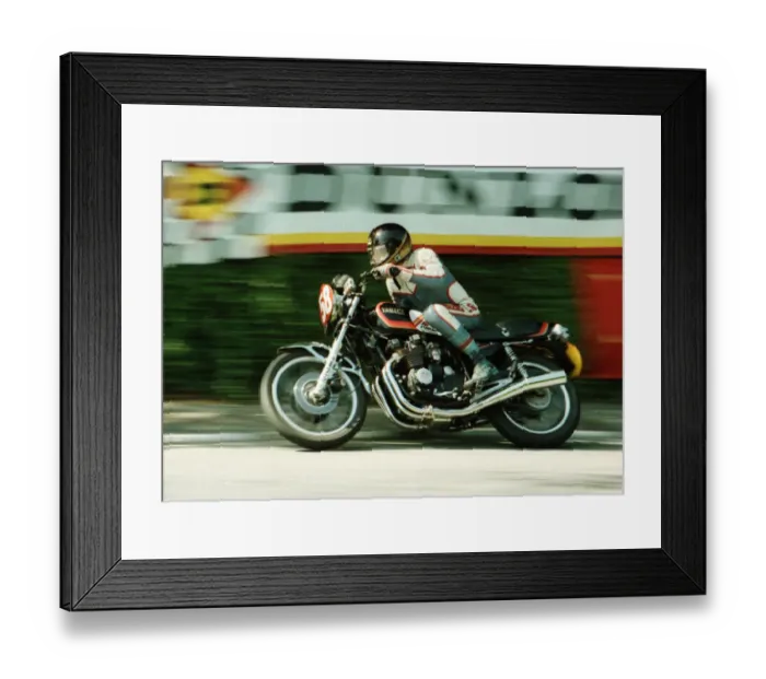 Framed Print : Gary Radcliffe (Yamaha) 1984 Production TT