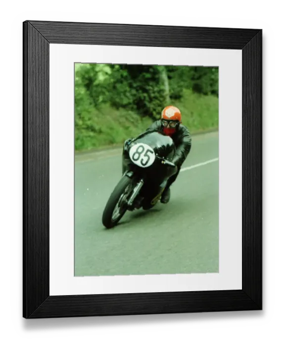 Framed Print : Alec Swallow (Velocette) 1980 Senior Manx Grand Prix Framed Print : Alec Swallow (Velocette) 1980 Senior Manx Grand Prix