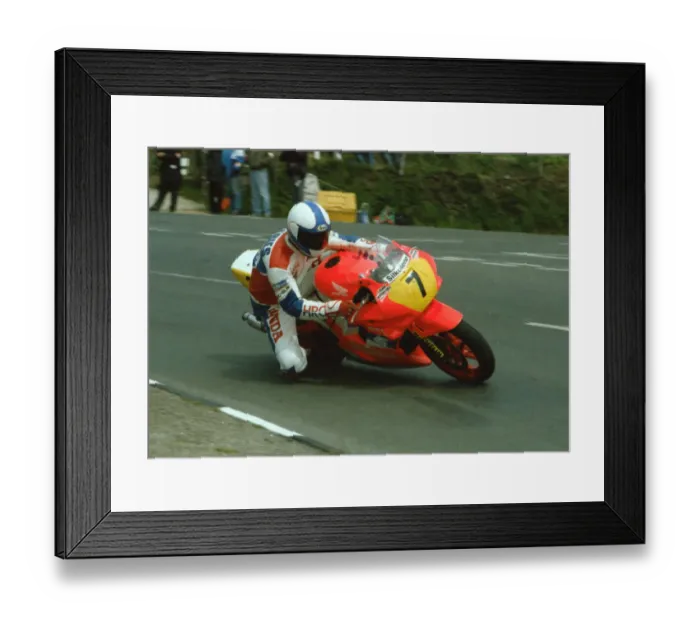 Framed Print : Nick Jefferies (Honda) 1991 Supersport 600 TT Framed Print : Nick Jefferies (Honda) 1991 Supersport 600 TT
