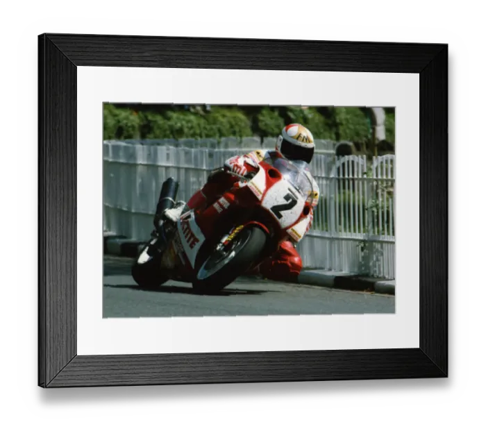 Framed Print : Brian Morrison (Yamaha) 1991 Formula One TT Framed Print : Brian Morrison (Yamaha) 1991 Formula One TT