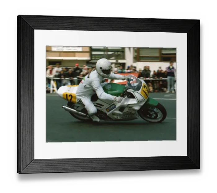 Framed Print : Bob Jackson (Honda) 1991 Supersport 600 TT Framed Print : Bob Jackson (Honda) 1991 Supersport 600 TT