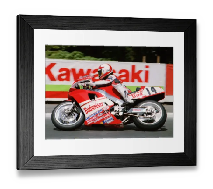 Framed Print : Brian Reid (Yamaha) 1991 Formula One TT Framed Print : Brian Reid (Yamaha) 1991 Formula One TT