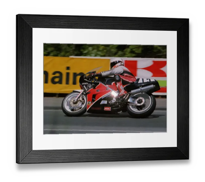 Framed Print : Steve Ward (Honda) 1991 Formula One TT Framed Print : Steve Ward (Honda) 1991 Formula One TT