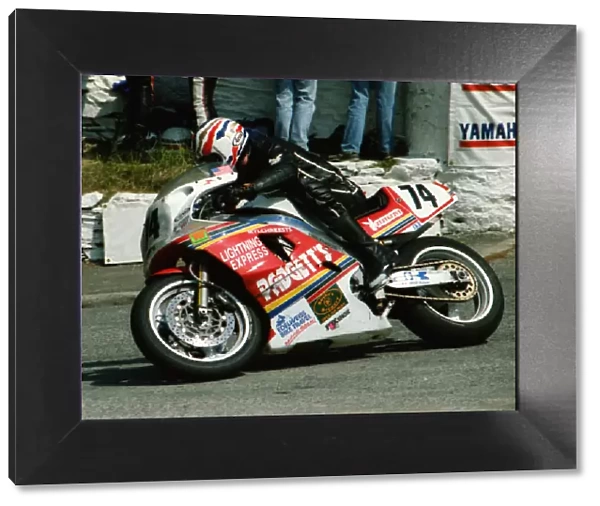Chris Crew (Yamaha) 1991 Senior TT