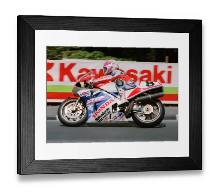 Framed Print : Carl Fogarty (Honda) 1991 Formula One TT Framed Print : Carl Fogarty (Honda) 1991 Formula One TT