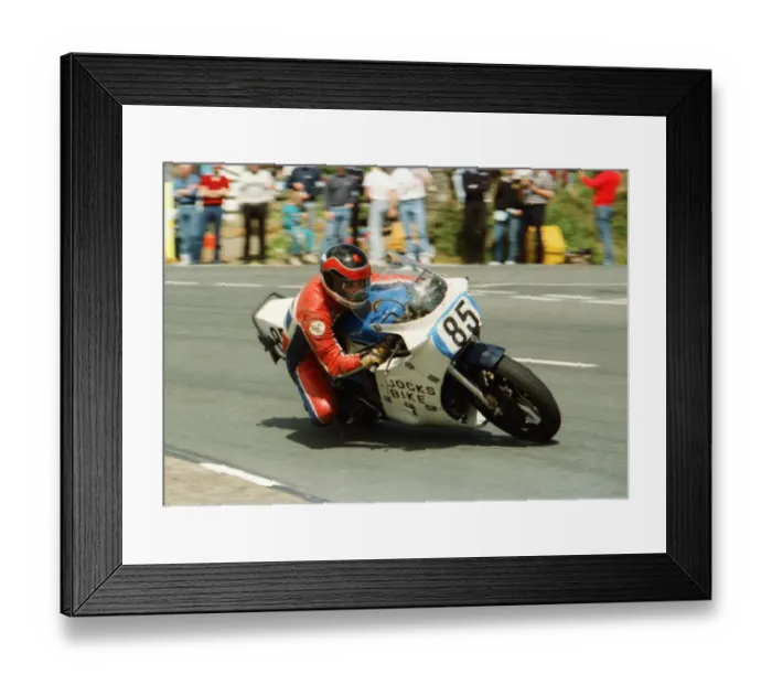 Framed Print : Sandy Berwick (Suzuki) 1989 Formula One TT Framed Print : Sandy Berwick (Suzuki) 1989 Formula One TT