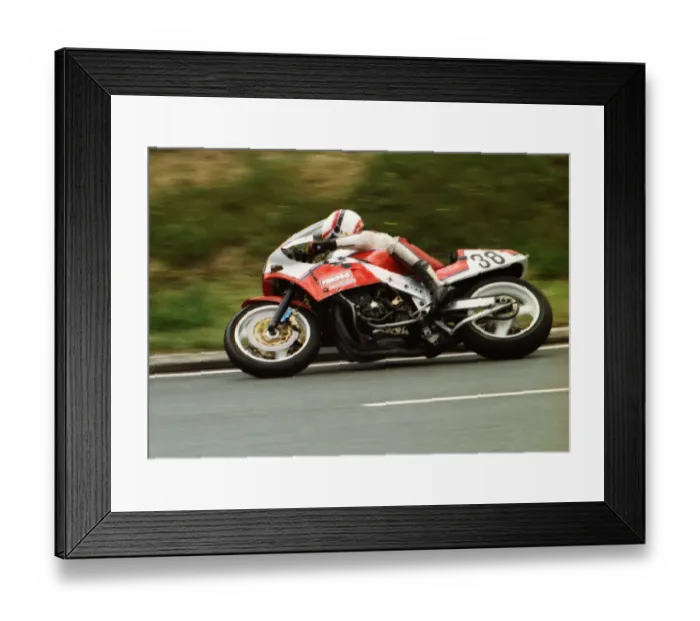 Framed Print : Ian Simpson (Suzuki) 1989 Formula One TT Framed Print : Ian Simpson (Suzuki) 1989 Formula One TT