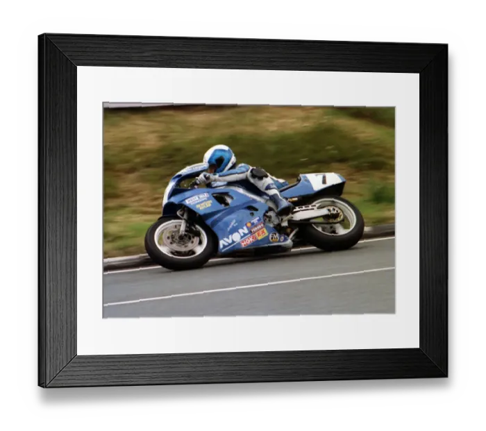 Framed Print : Dave Leach (Yamaha) 1989 Formula One TT Framed Print : Dave Leach (Yamaha) 1989 Formula One TT