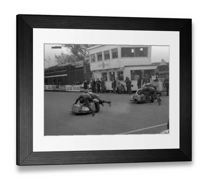 Framed Print : Ernie Leece & J D Logan (LMS Triumph) and Dick Hawes & Eddie Kiff (YCE-Kuhn Norton) 1972 750 Sidecar TT Framed Print : Ernie Leece & J D Logan (LMS Triumph) and Dick Hawes & Eddie Kiff (YCE-Kuhn Norton) 1972 750 Sidecar TT
