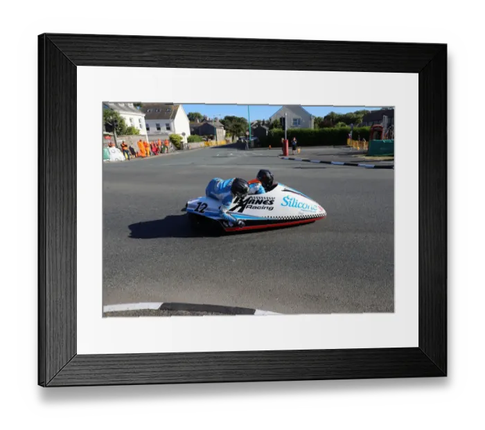 Framed Print : Lewis Blackstock & Patrick Rosney (Honda) 2018 Southern 100 Framed Print : Lewis Blackstock & Patrick Rosney (Honda) 2018 Southern 100