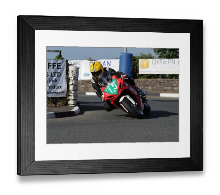 Framed Print : Dave Moffitt (Suzuki) 2018 Post TT Framed Print : Dave Moffitt (Suzuki) 2018 Post TT