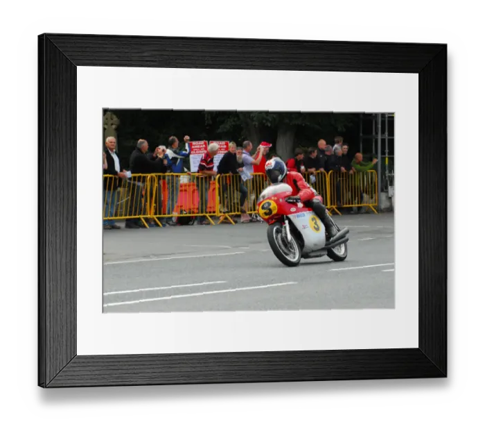 Framed Print : Roberton Anelli (MV) 2013 Classic TT Lap of Honour Framed Print : Roberton Anelli (MV) 2013 Classic TT Lap of Honour