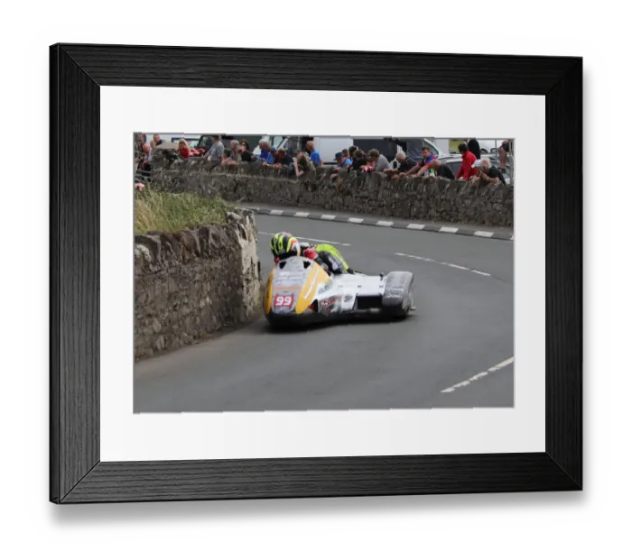 Framed Print : Steve Ramsden & Matty Ramsden (LCR Honda) 2018 Southern 100 Framed Print : Steve Ramsden & Matty Ramsden (LCR Honda) 2018 Southern 100