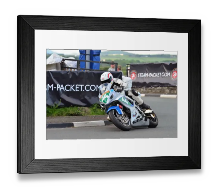 Framed Print : Craig Gibson (Suzuki) 2012 Southern 100 Framed Print : Craig Gibson (Suzuki) 2012 Southern 100