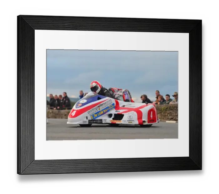 Framed Print : Conrad Harrison & Dipash Chauhan (Shelbourne Honda) 2012 Southern 100