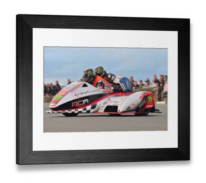 Framed Print : Tim Reeves & Dan Sayle (LCR Honda) 2012 Southern 100 Framed Print : Tim Reeves & Dan Sayle (LCR Honda) 2012 Southern 100