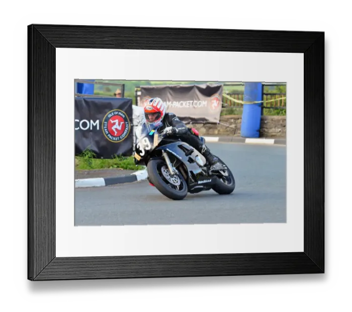 Framed Print : Anthony Redmond (Yamaha) 2012 Southern 100 Framed Print : Anthony Redmond (Yamaha) 2012 Southern 100