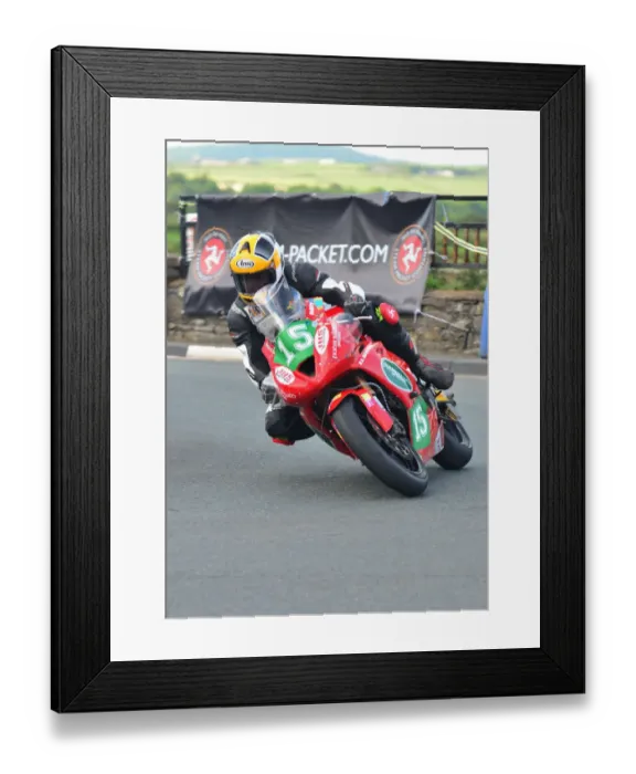 Framed Print : Dave Moffitt (Suzuki) 2012 Southern 100 Framed Print : Dave Moffitt (Suzuki) 2012 Southern 100
